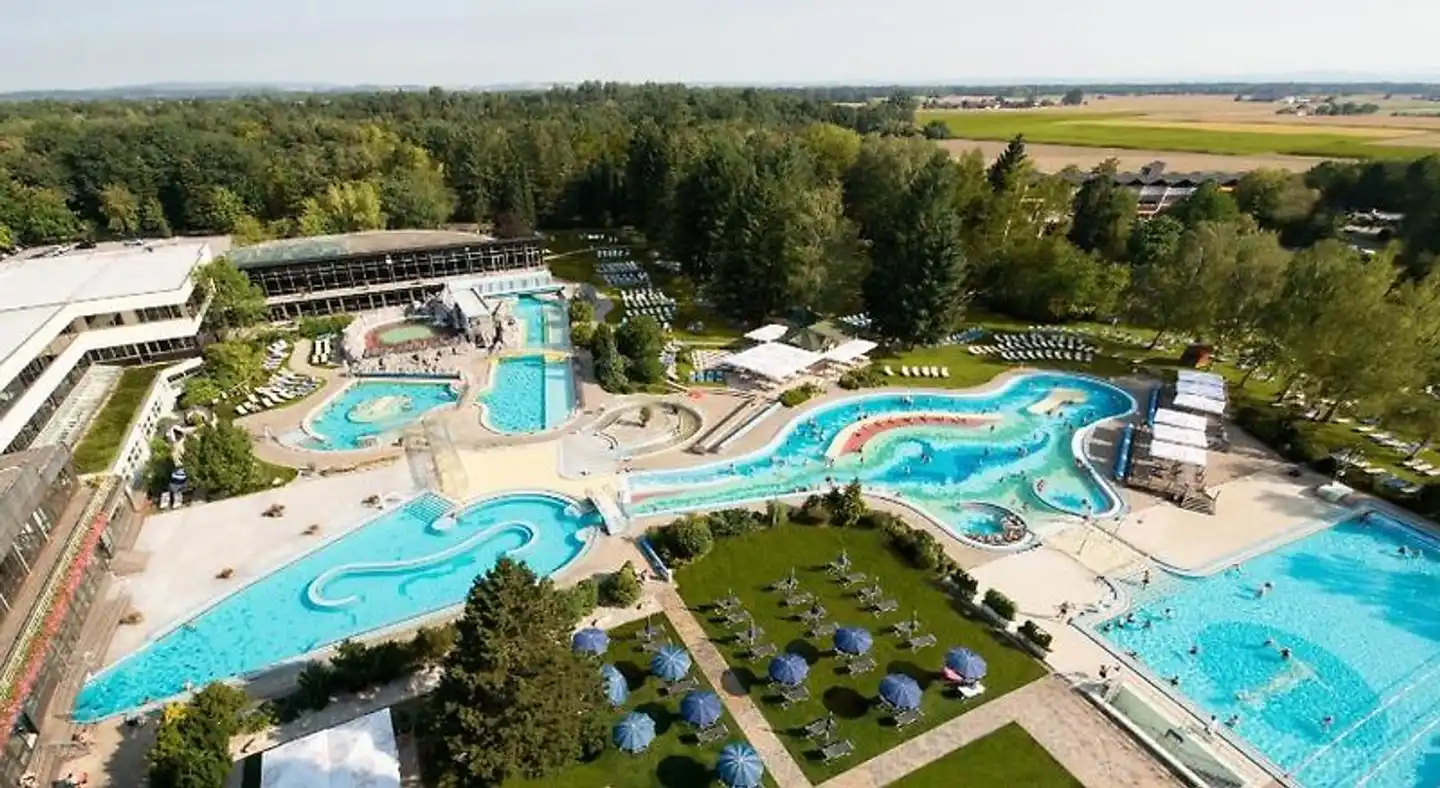 Ludwig Thoma Pool