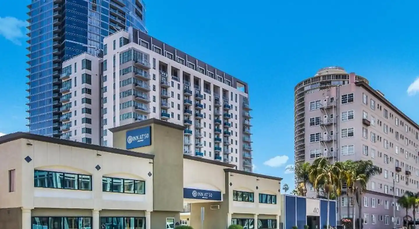 Inn at 50 Long Beach Convention Center Aussenansicht