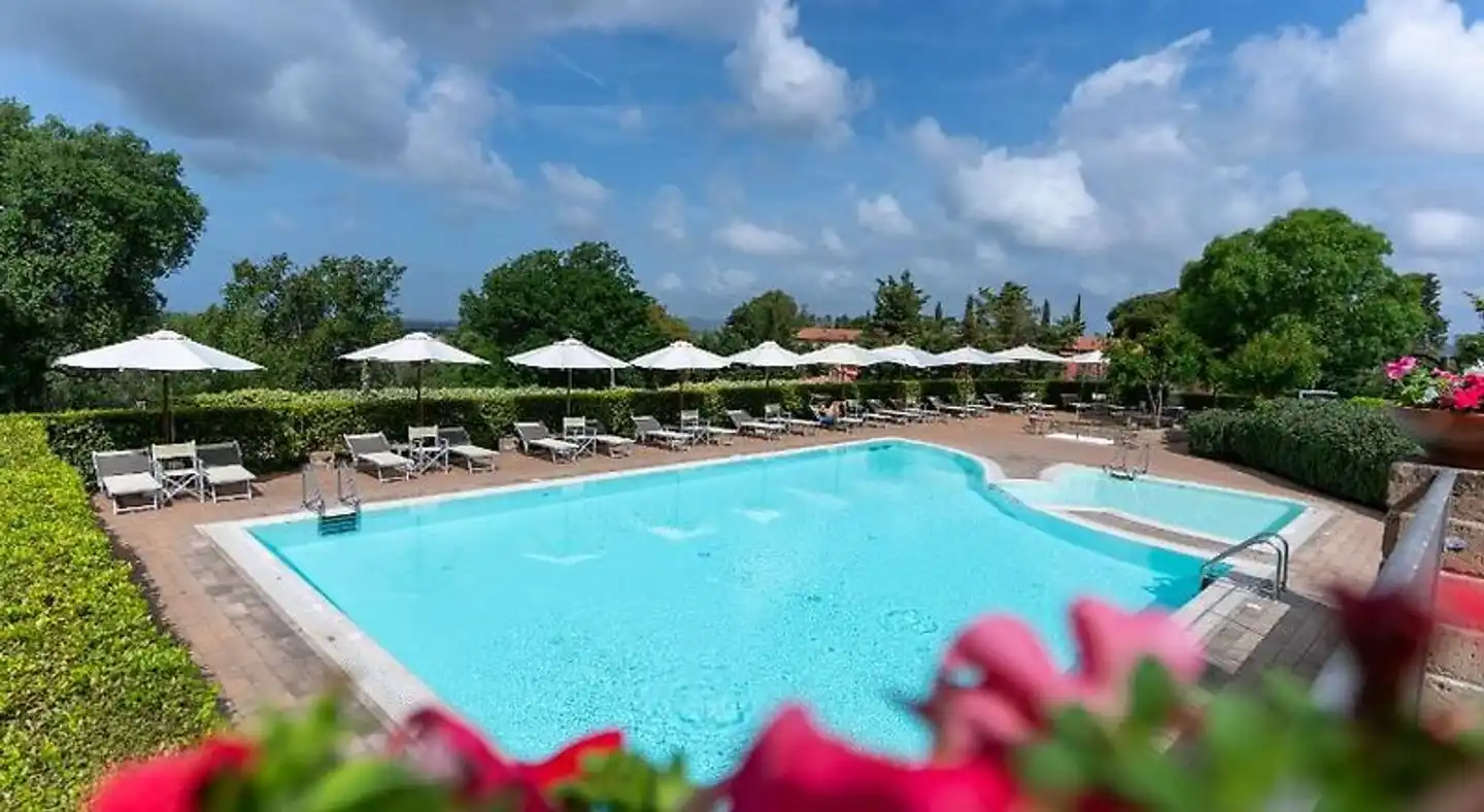 Borgo Etrusco Pool