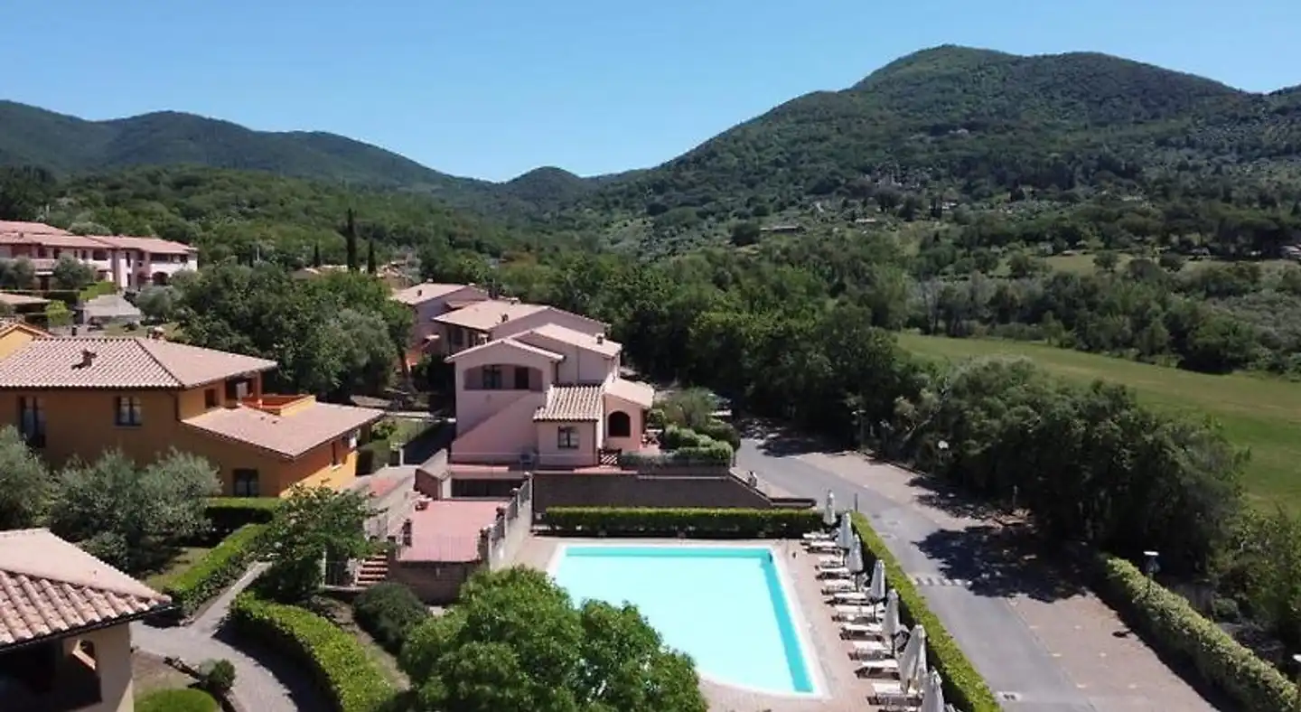 Borgo Etrusco Pool