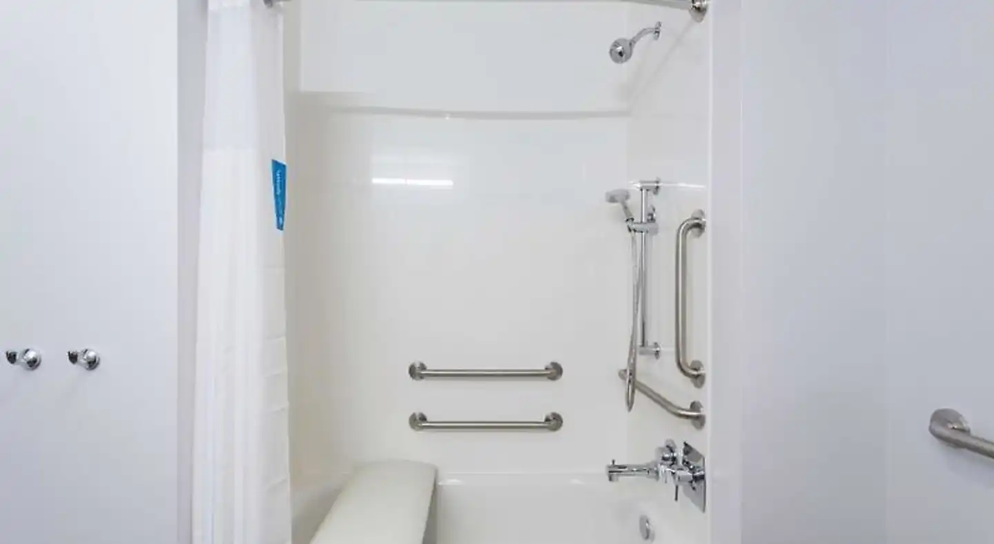 Hampton Inn Fort Lauderdale Pompano Beach Badezimmer