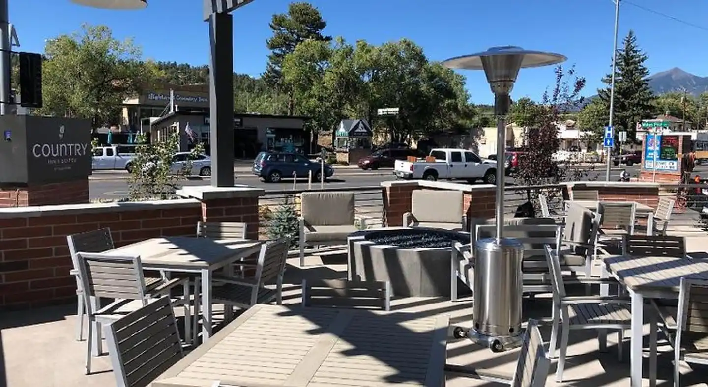 Country Inn & Suites by Radisson, Flagstaff Downtown, AZ Terrasse