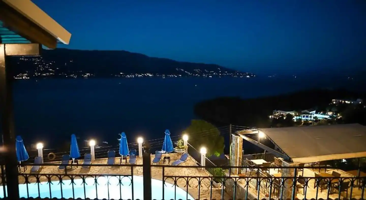 Kommeno Bella Vista Terrasse