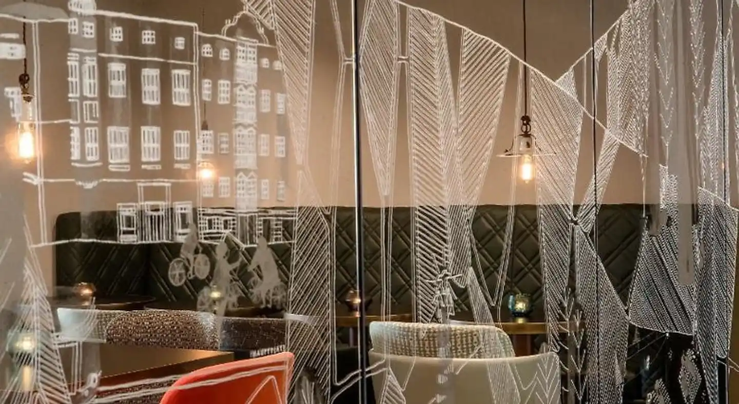 Motel One Linz-Hauptplatz Lobby