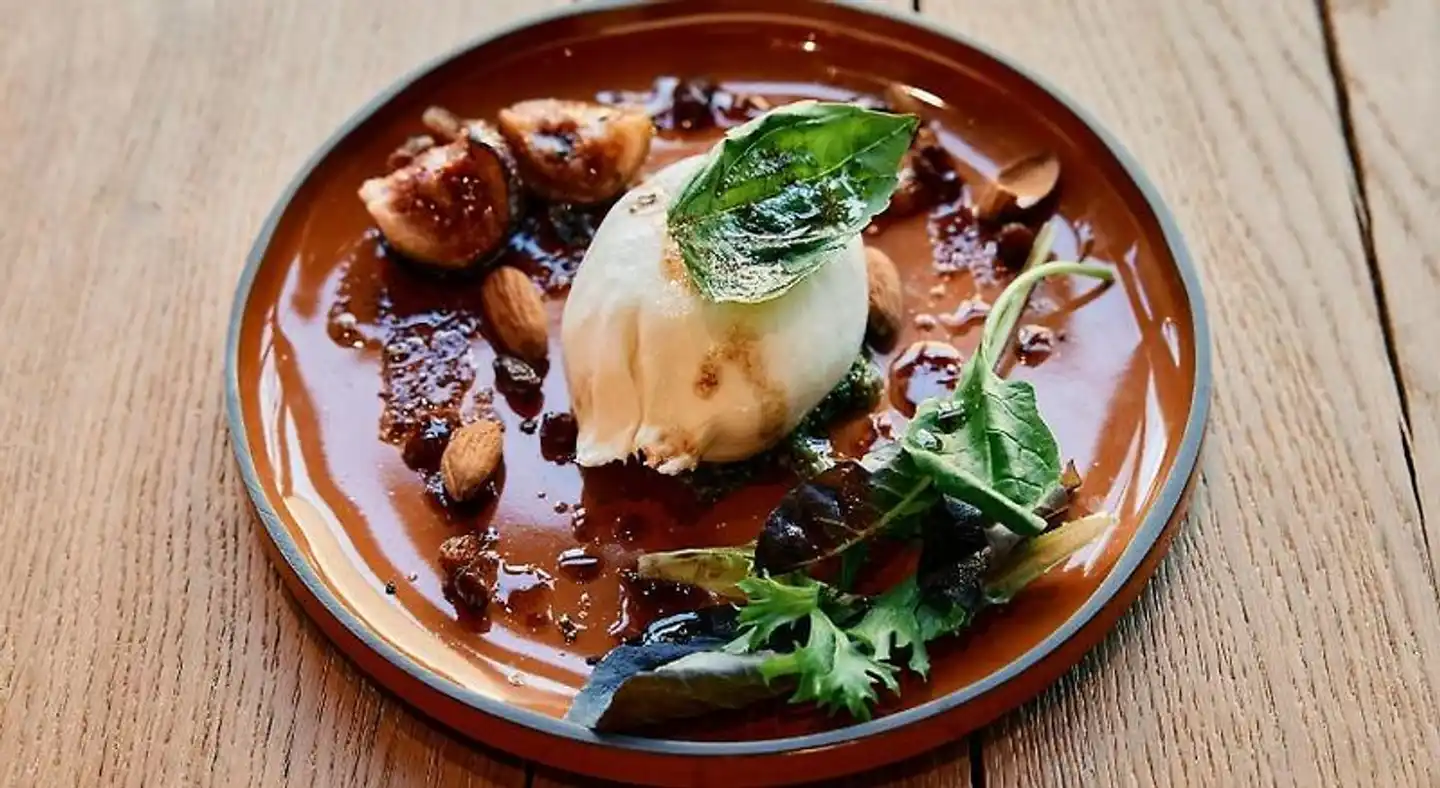 Le Bellune Paris Hotel Restaurant