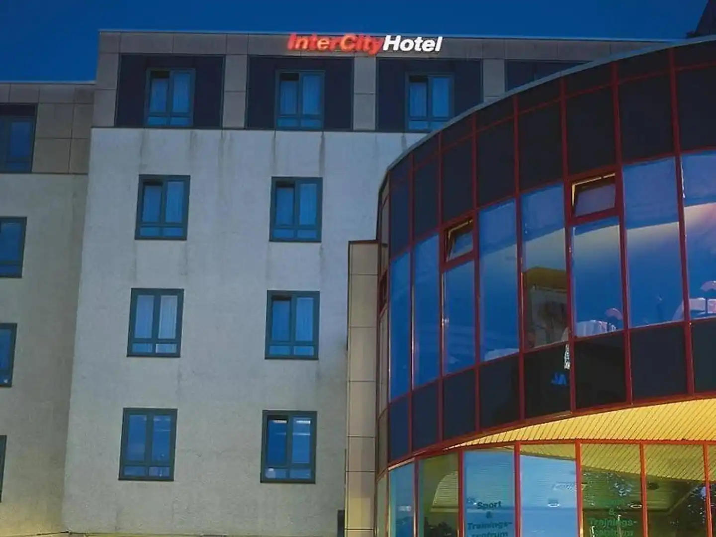 InterCityHotel Augsburg Aussenansicht