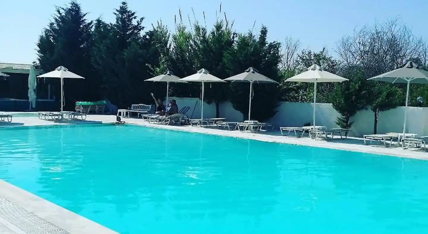 Sausan Hotel Pool