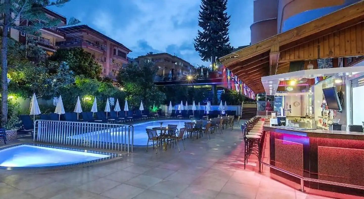 May Flower Aparthotel Terrasse