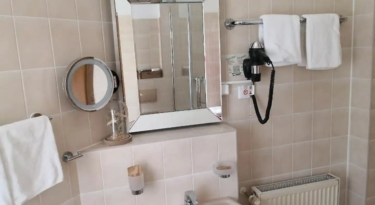 Hotel Villa Raueneck Badezimmer