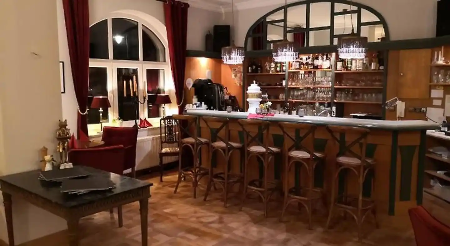 Hotel Villa Raueneck Bar