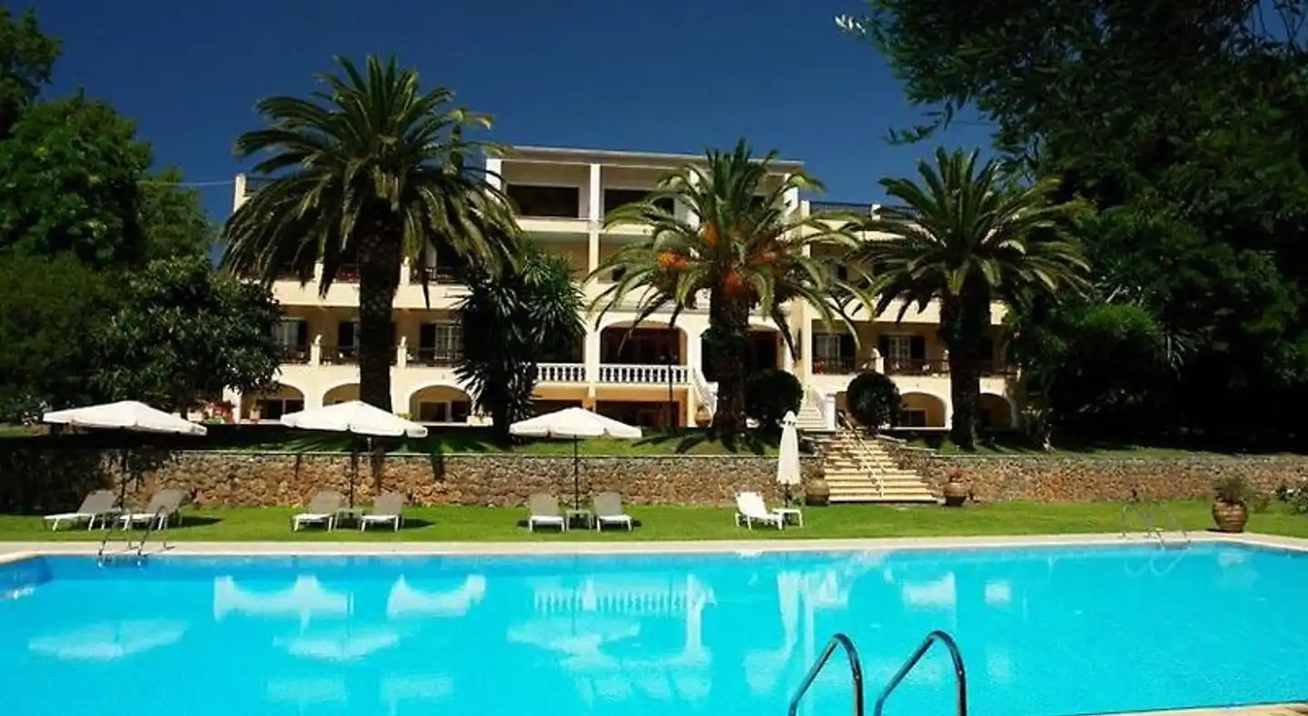 Fiori Hotel Pool