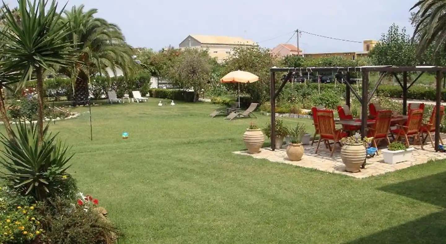 Villa Eleftheria Garten