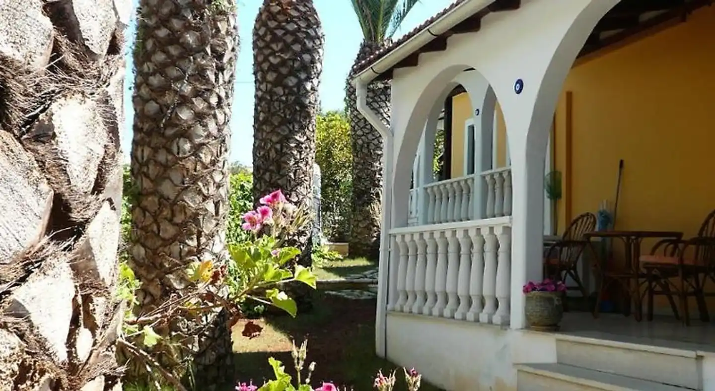 Athina Apartments Terrasse