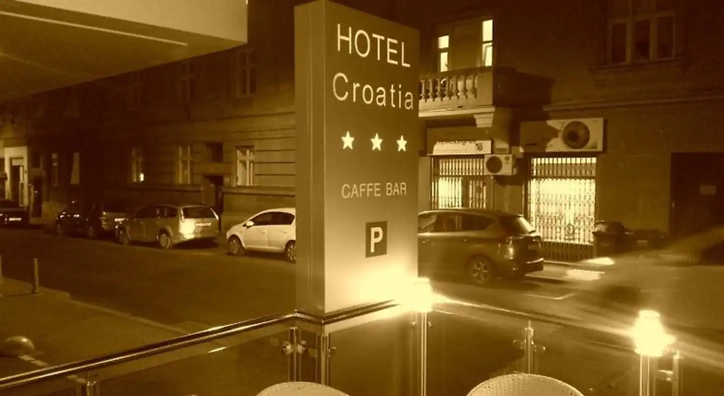 Croatia Bar