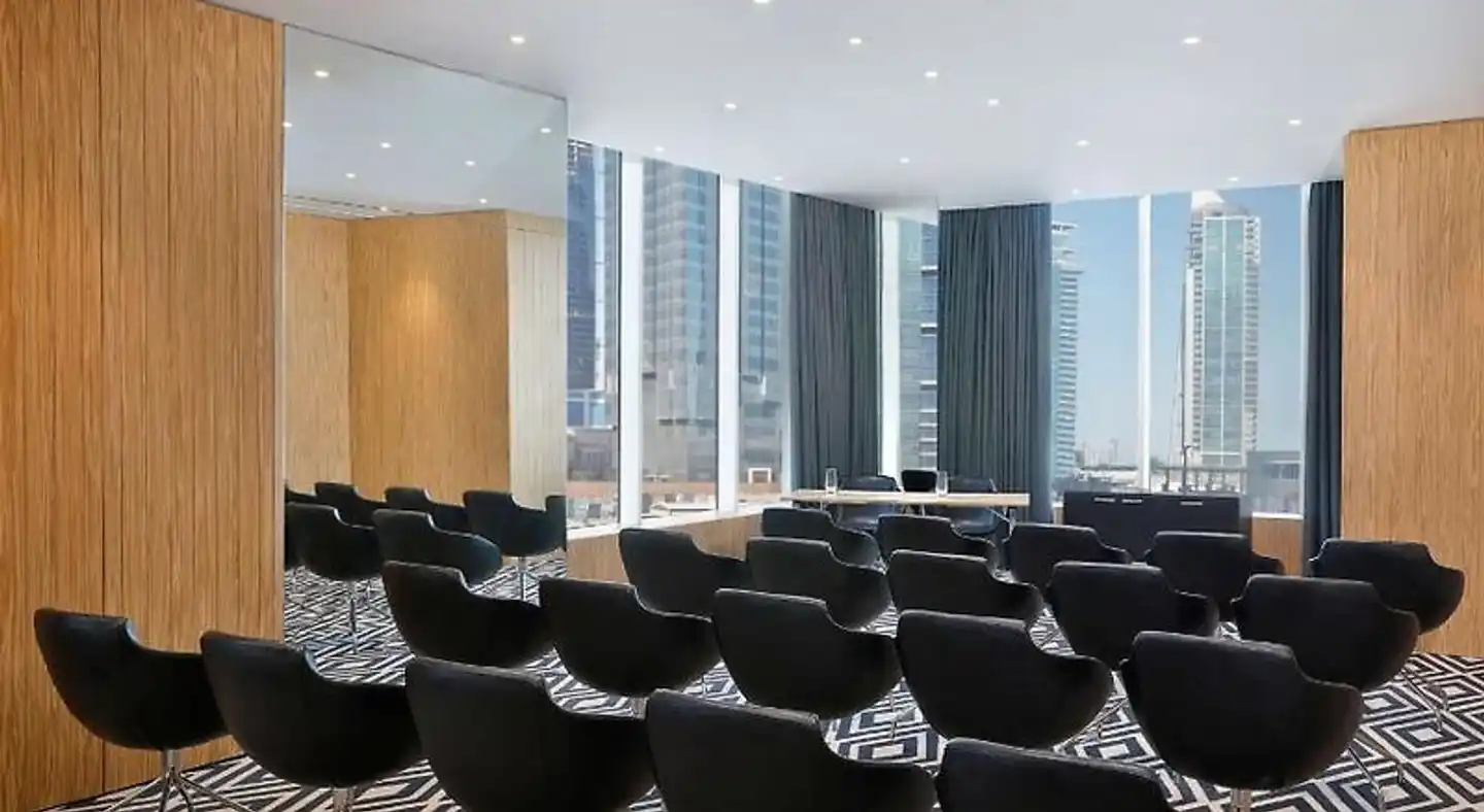 Aleph Doha Residences, Curio Collection by Hilton Konferenz