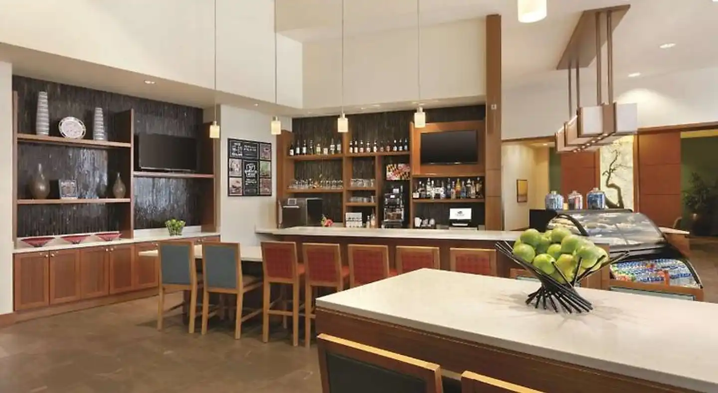 Hyatt Place Baltimore/Inner Harbor Bar