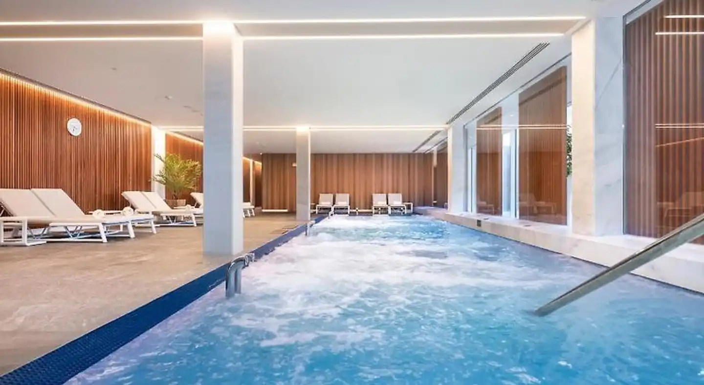 Hotel Marina Badalona Hallenbad