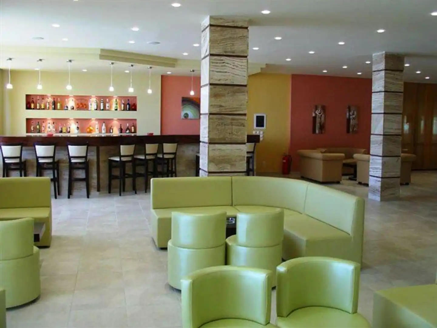 Golden Sands Hotel Bar