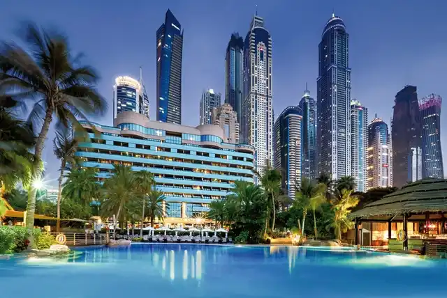 Le Meridien Mina Seyahi Beach Resort & Waterpark Aussenansicht