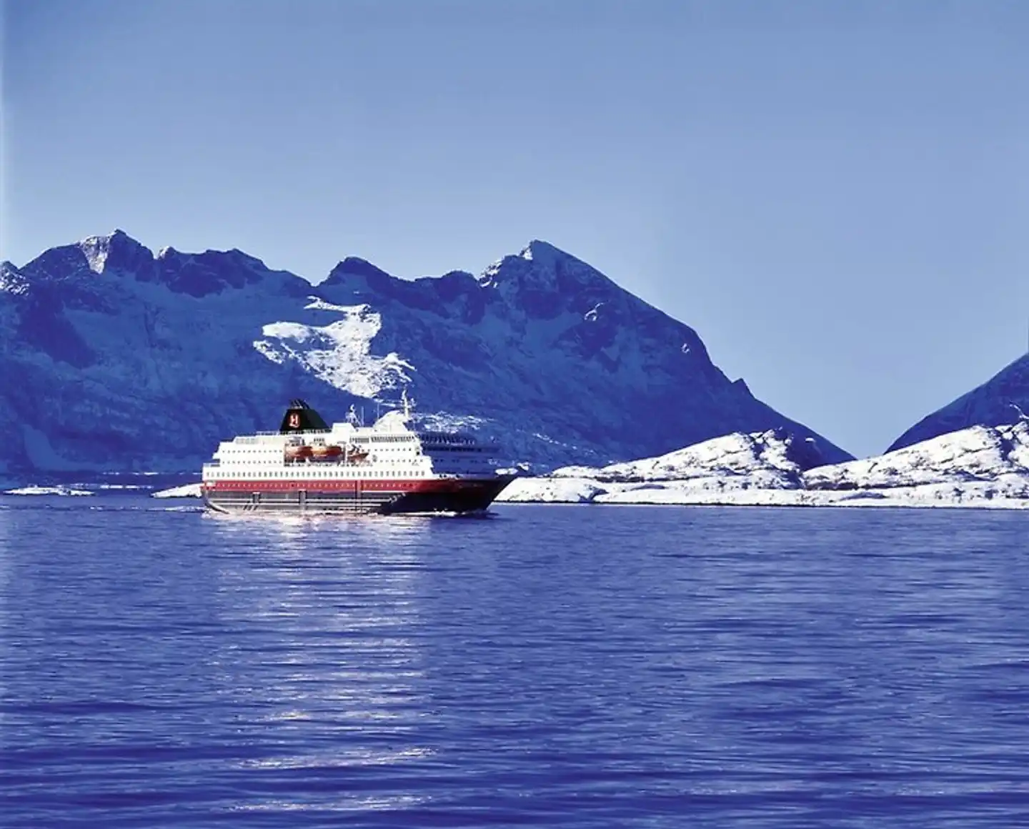 ADAC Special: Mit Hurtigruten zum Nordkap - Das Land der Fjorde Landschaft