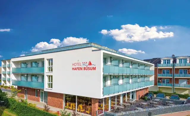 Hotel Hafen Büsum Aussenansicht
