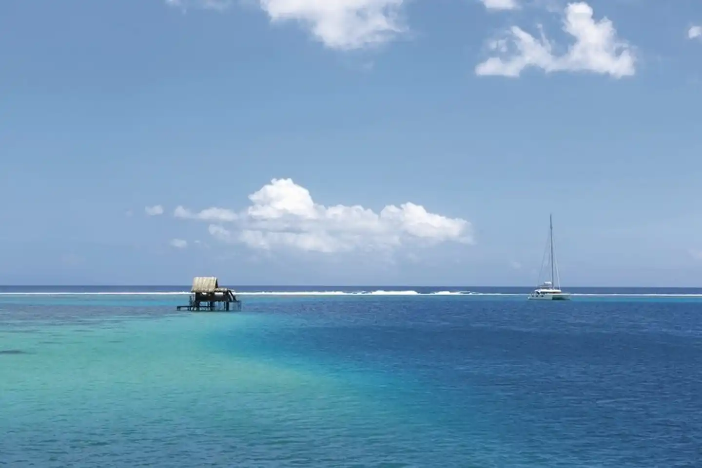 Dream Yacht Charter: Rangiroa Dream Landschaft