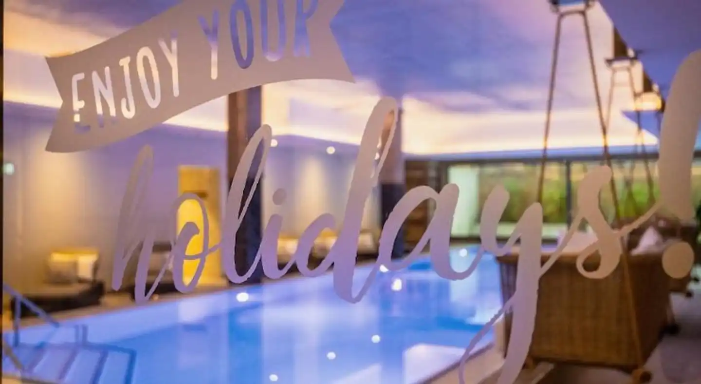 Papa Rhein Hotel & Spa Hallenbad