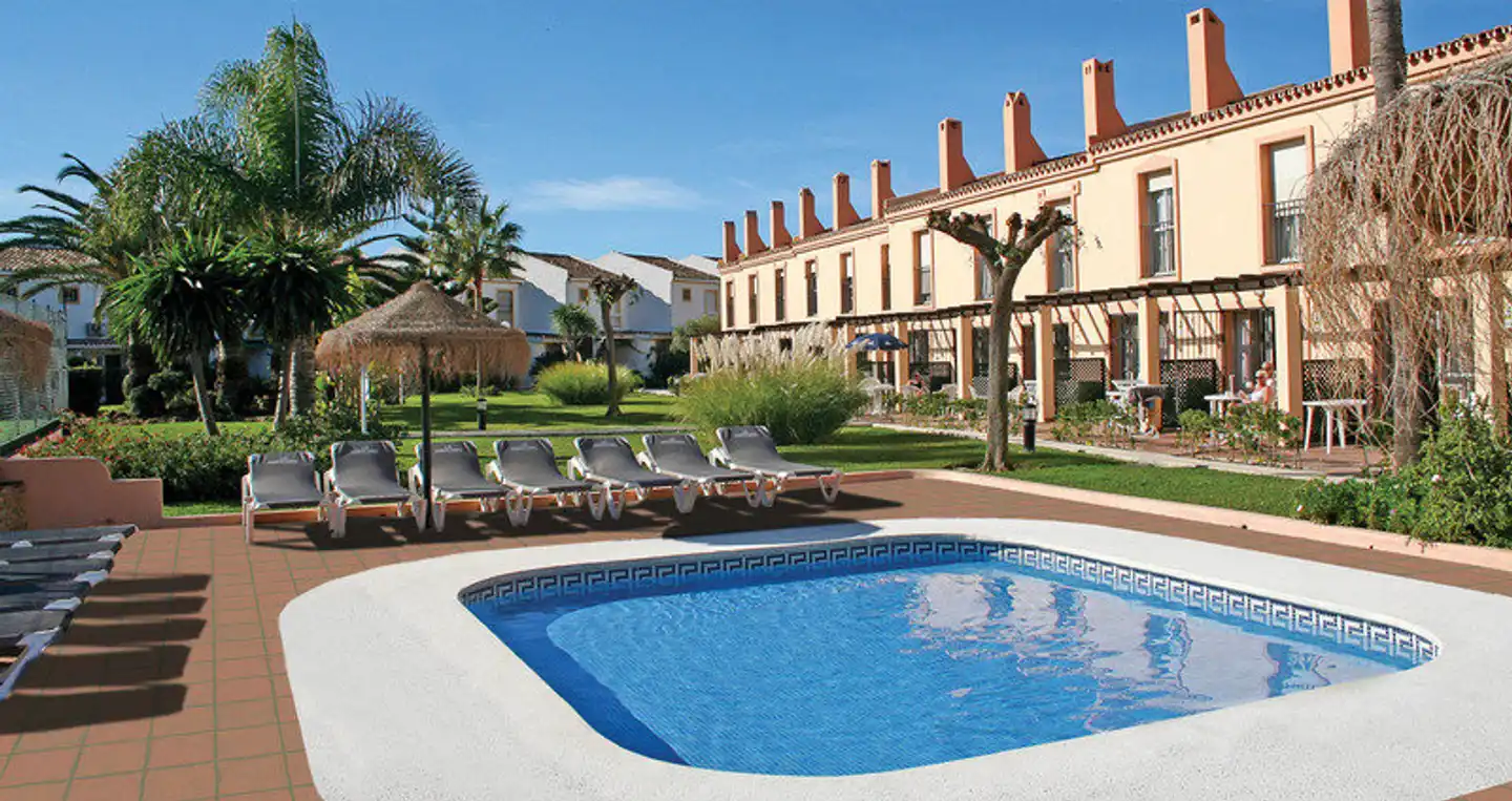 Ramada Hotel & Suites by Wyndham Costa del Sol Pool
