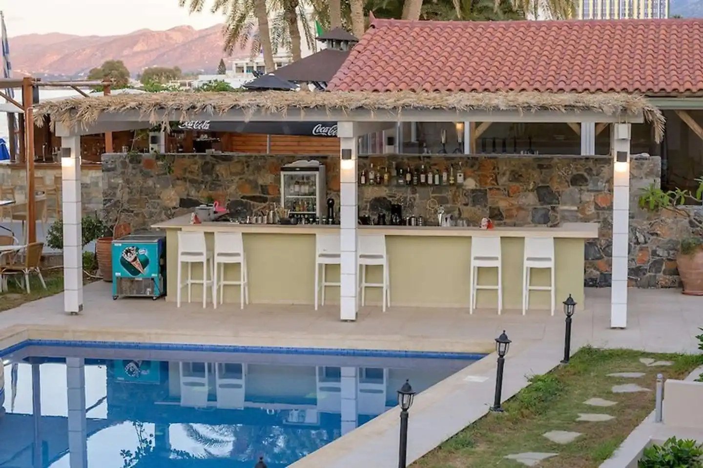 Palm Beach Hotel Aussenansicht