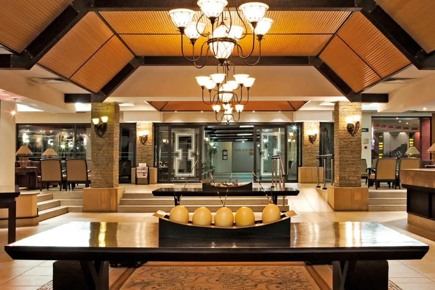 Mercure Hotel Windhoek Lobby