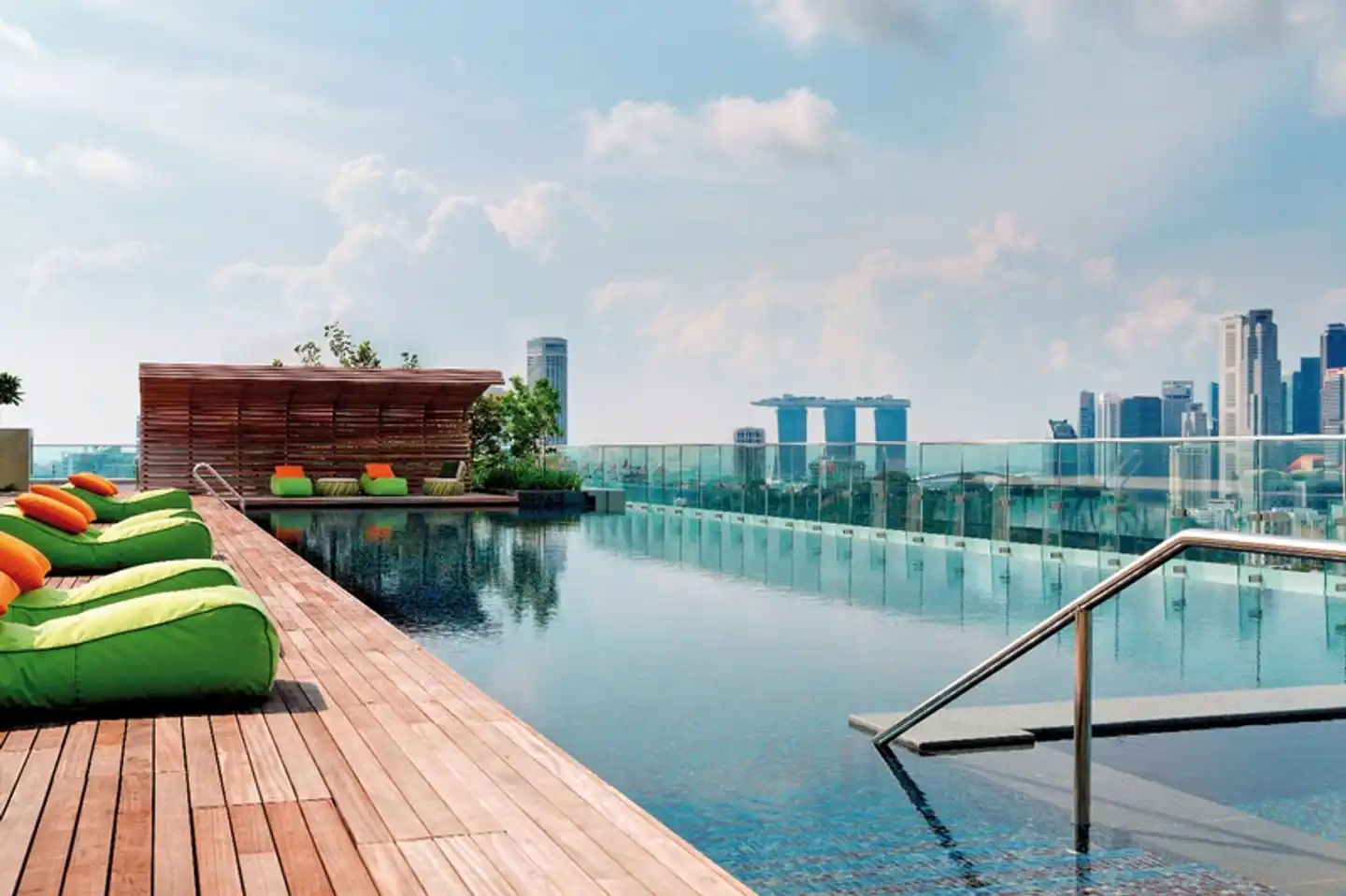 JEN Singapore Orchardgateway by Shangri-La Pool