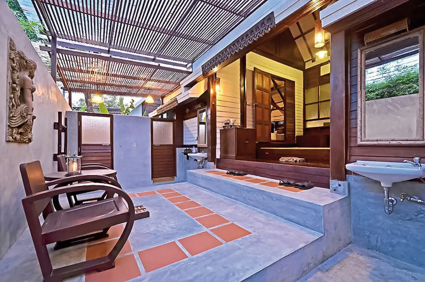 Annika Koh Chang Lobby