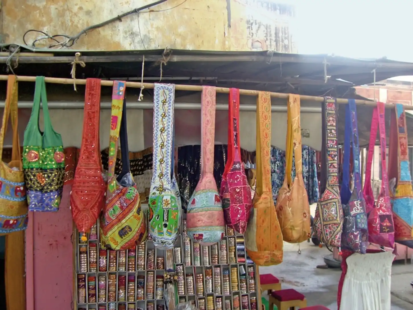 Rajasthan in Style - DELUXE Restaurant