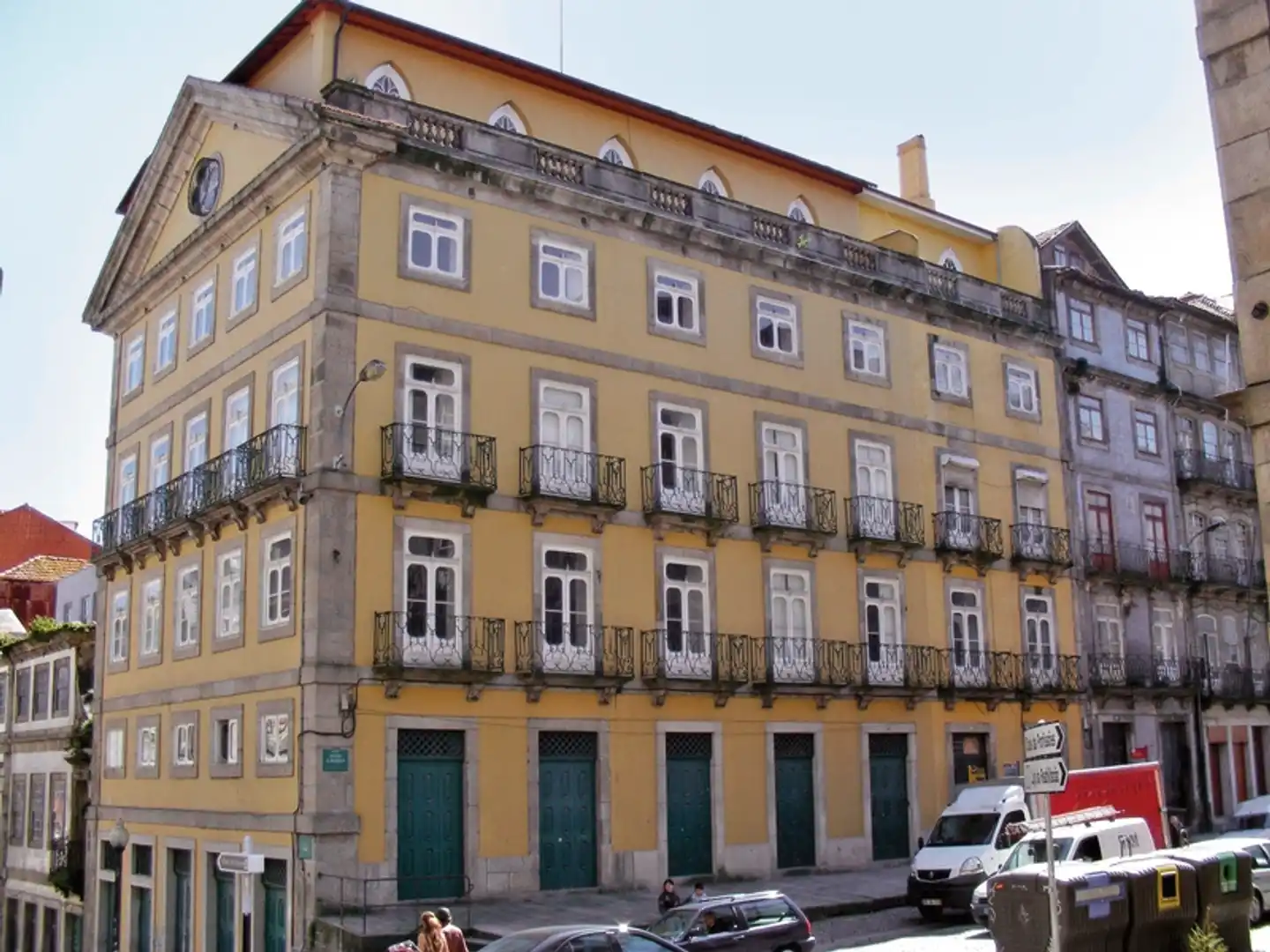 Carris Porto Ribeira Aussenansicht