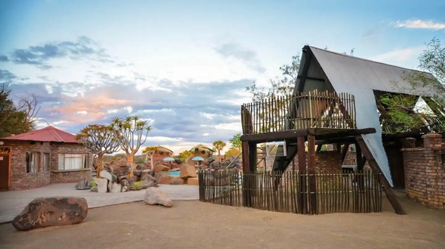 Quivertree Forest Rest Camp Aussenansicht