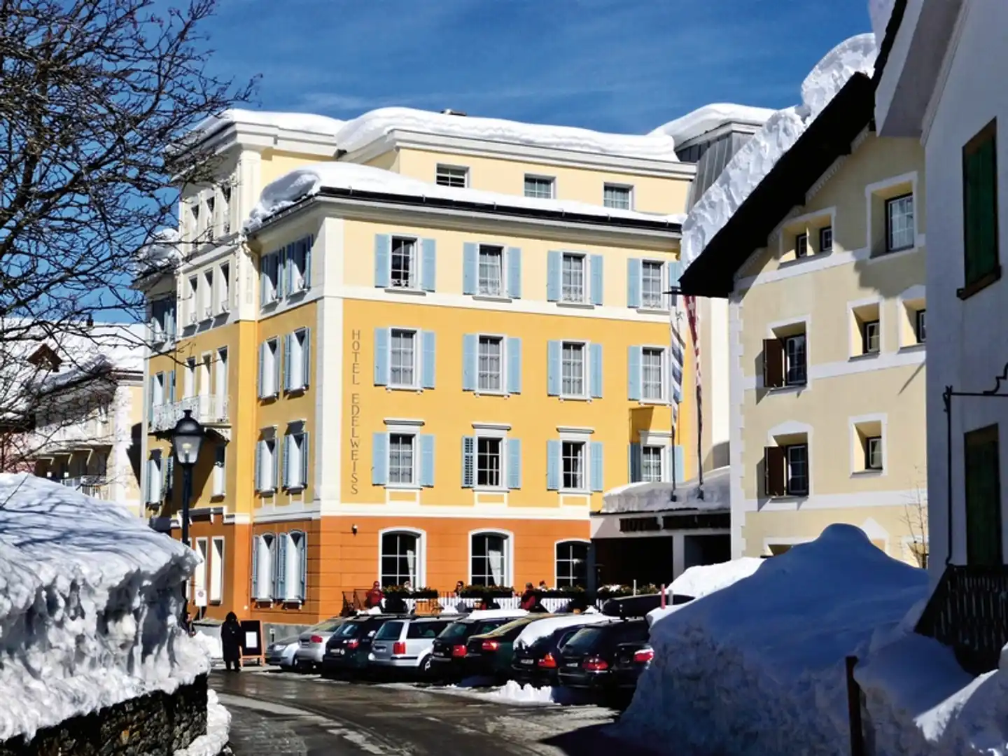 Hotel Edelweiss Aussenansicht