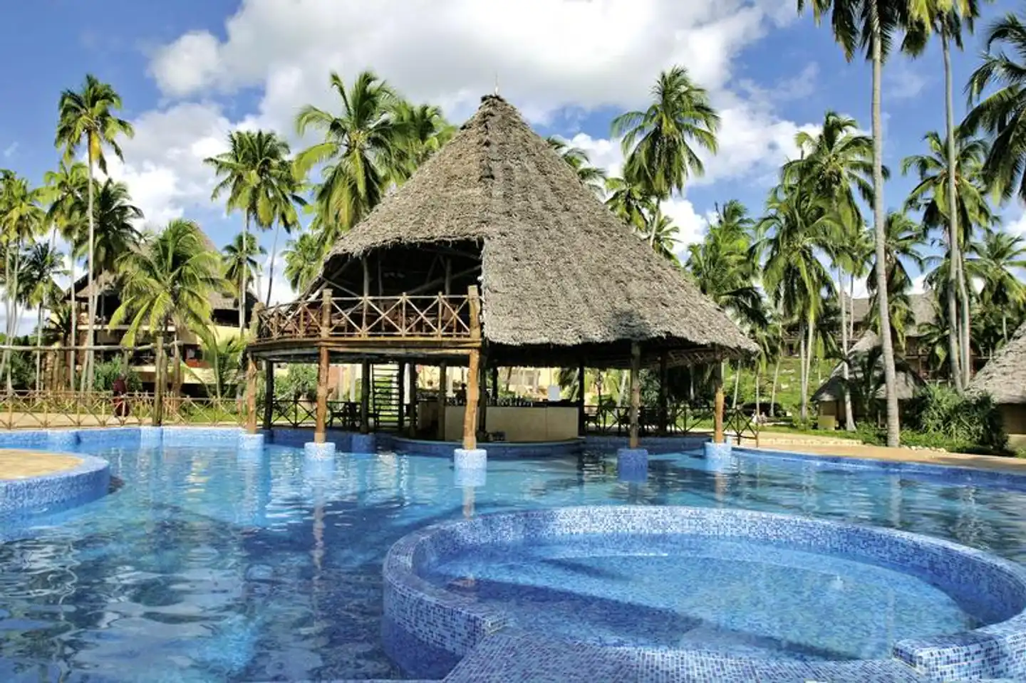 Ocean Paradise Resort & Spa Pool