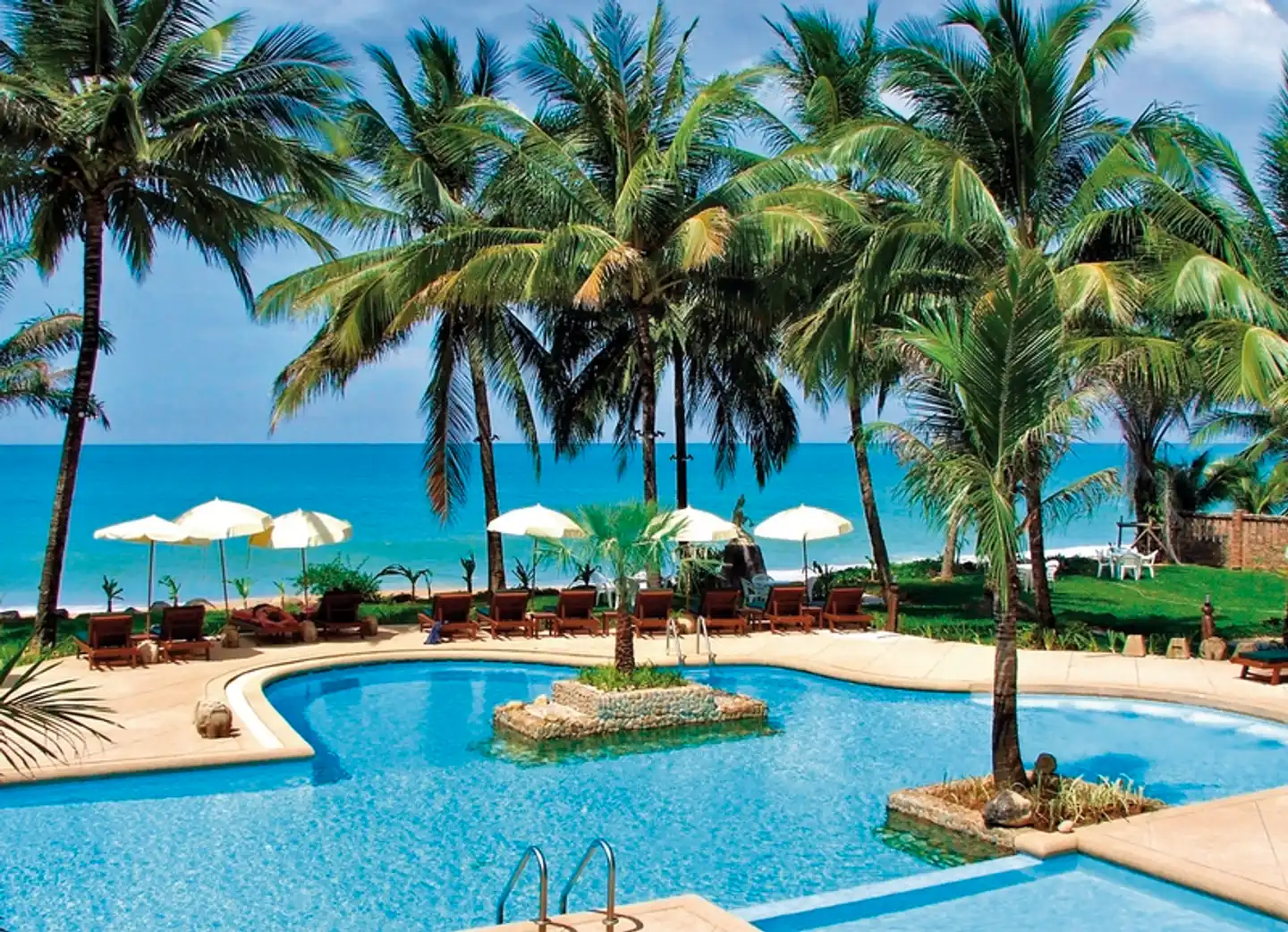 Khao Lak Palm Beach Resort Pool