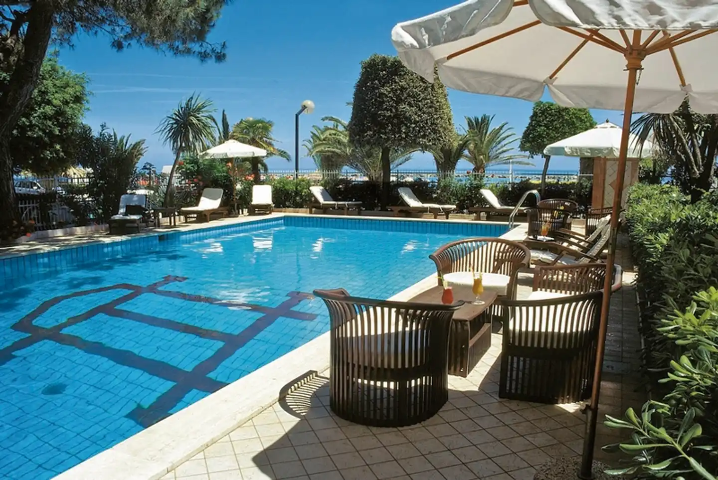 Corallo Pool