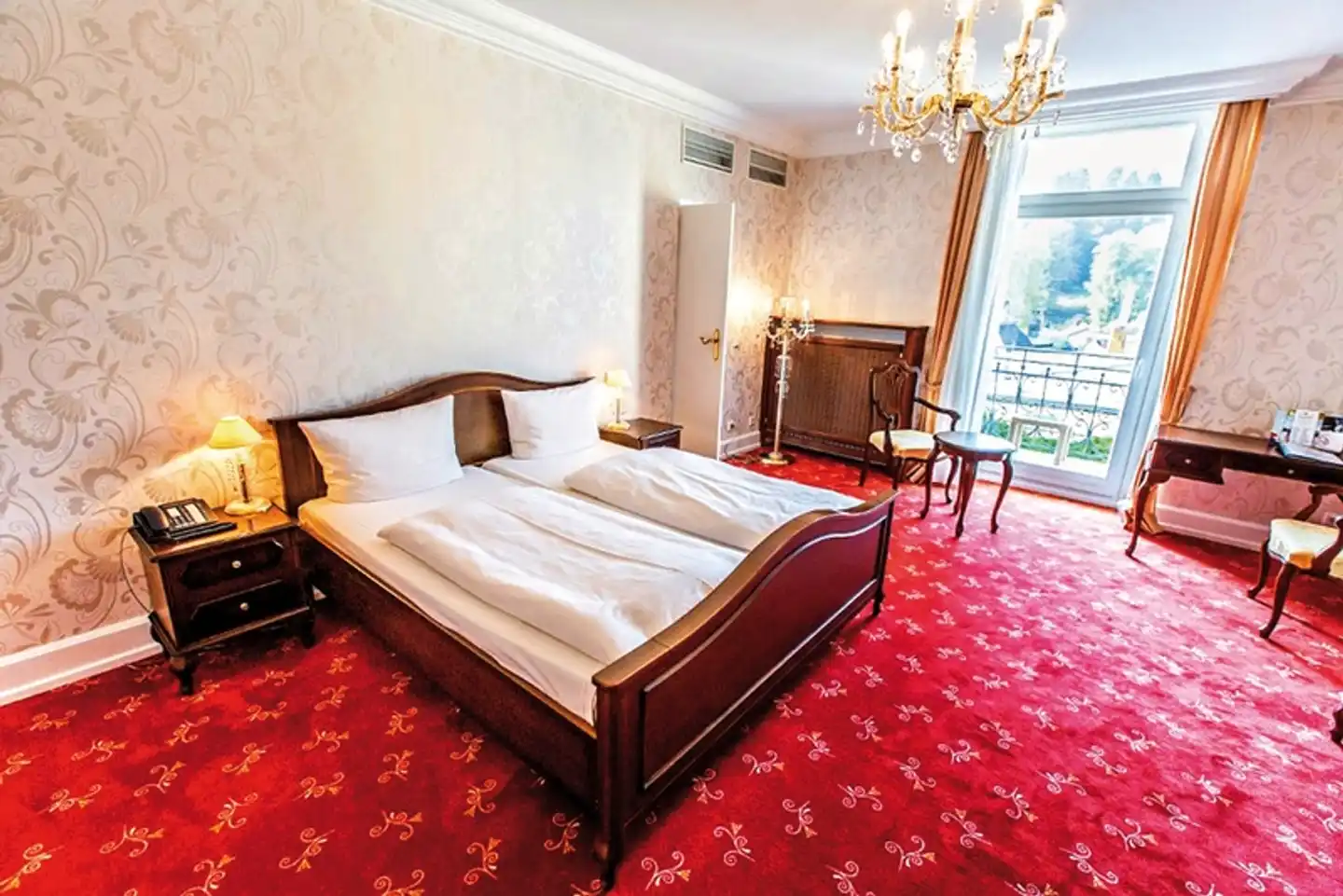 HELIOPARK Bad Hotel zum Hirsch Wohnbeispiel