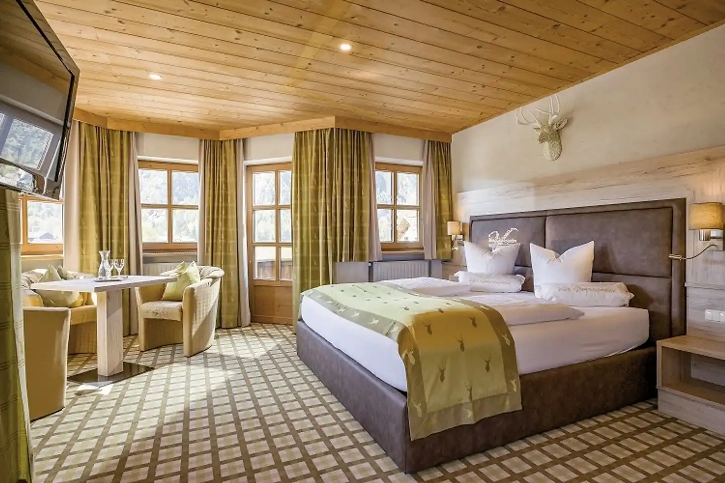 Vier Jahreszeiten Wellnessresort am Achensee Wohnbeispiel