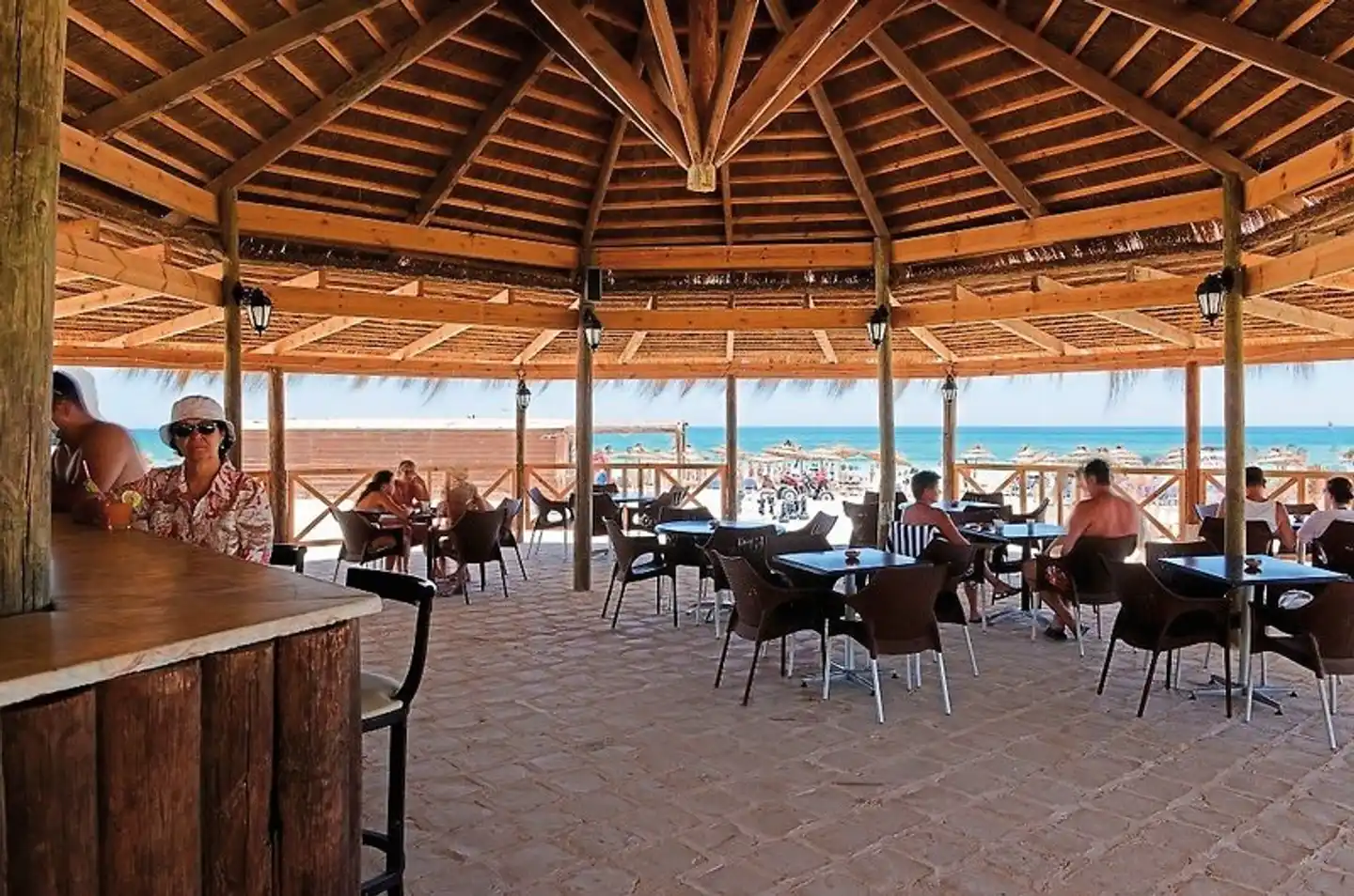 Riad Meninx Bar
