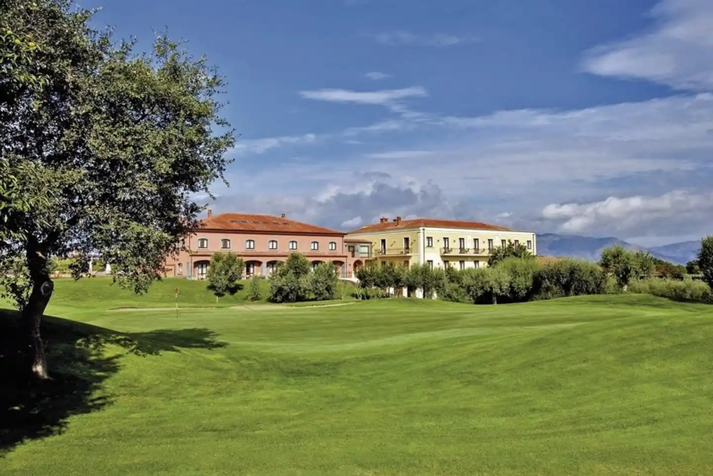 Resort & Spa Picciolo Etna Golf Aussenansicht