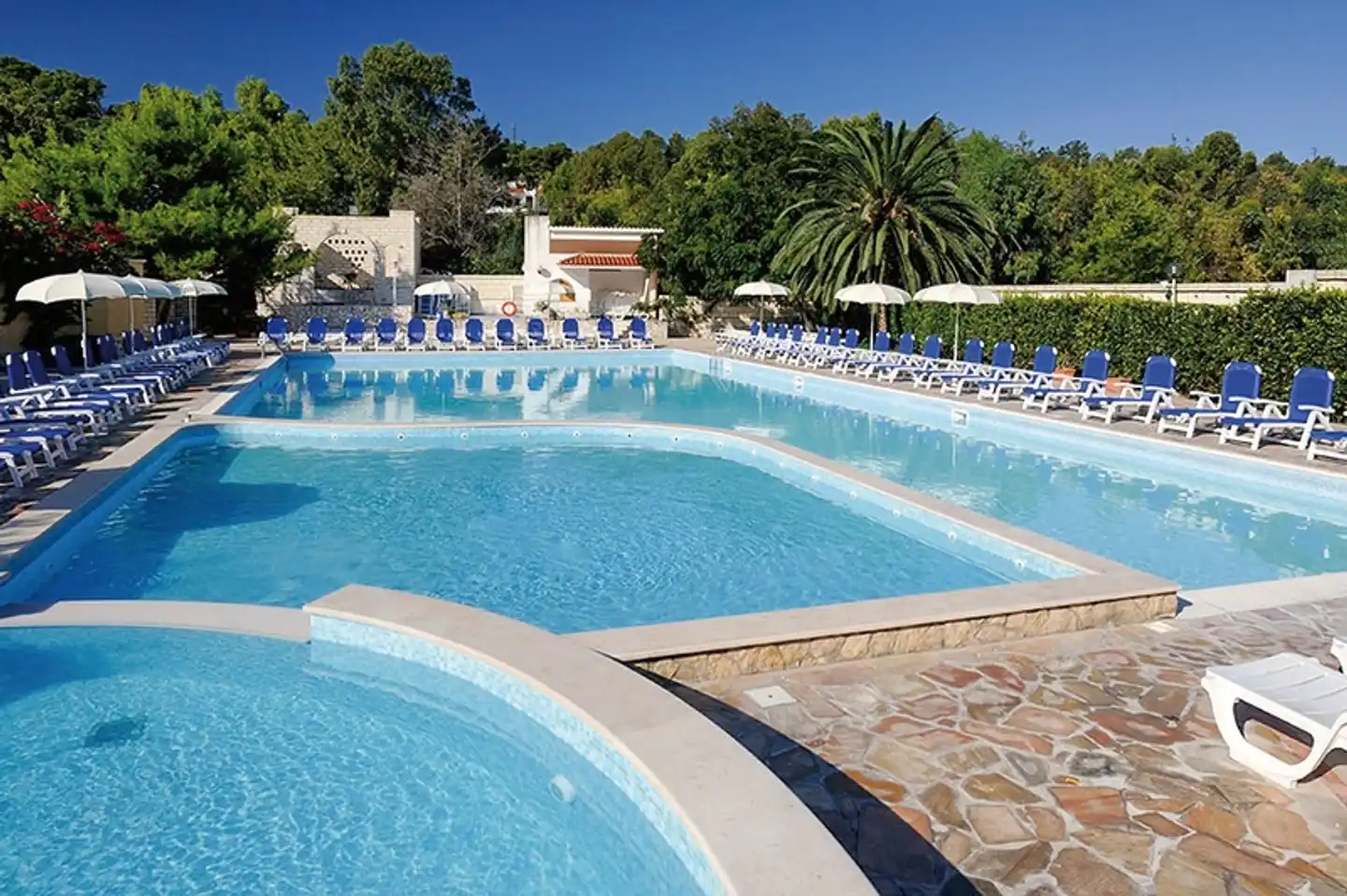 Baia degli Aranci Pool