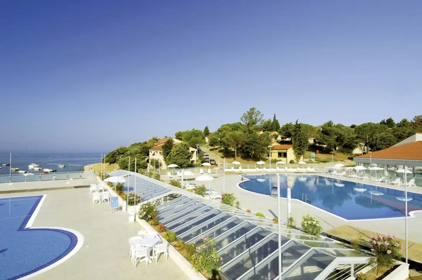 Resort Petalon Hotel Pool