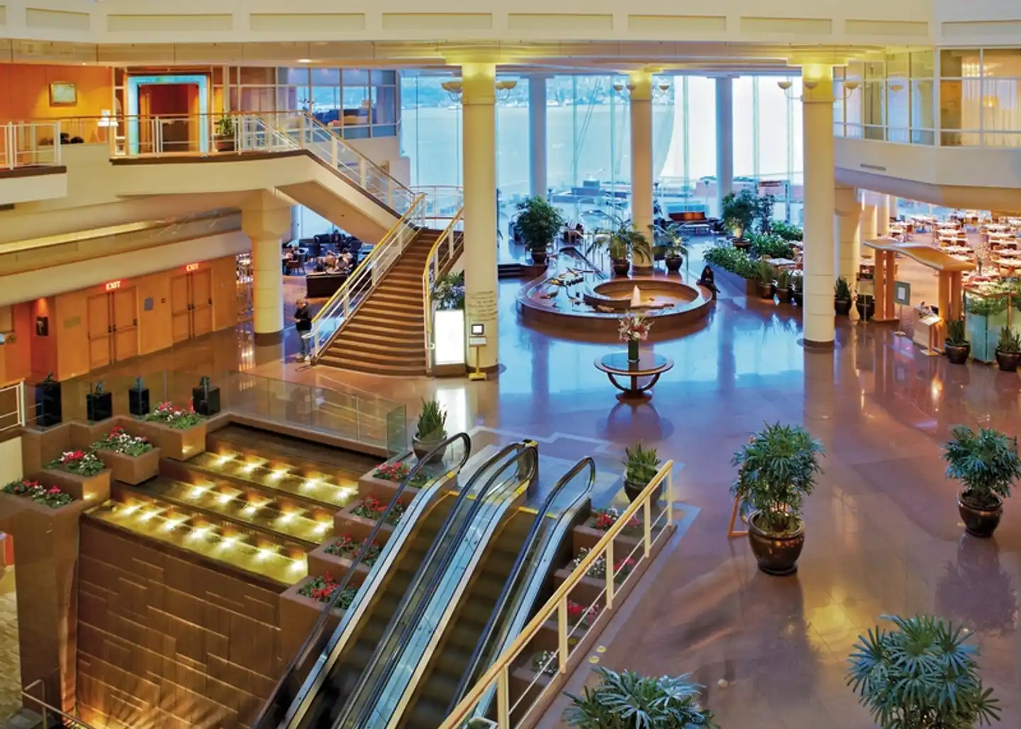Pan Pacific Hotel Vancouver Lobby