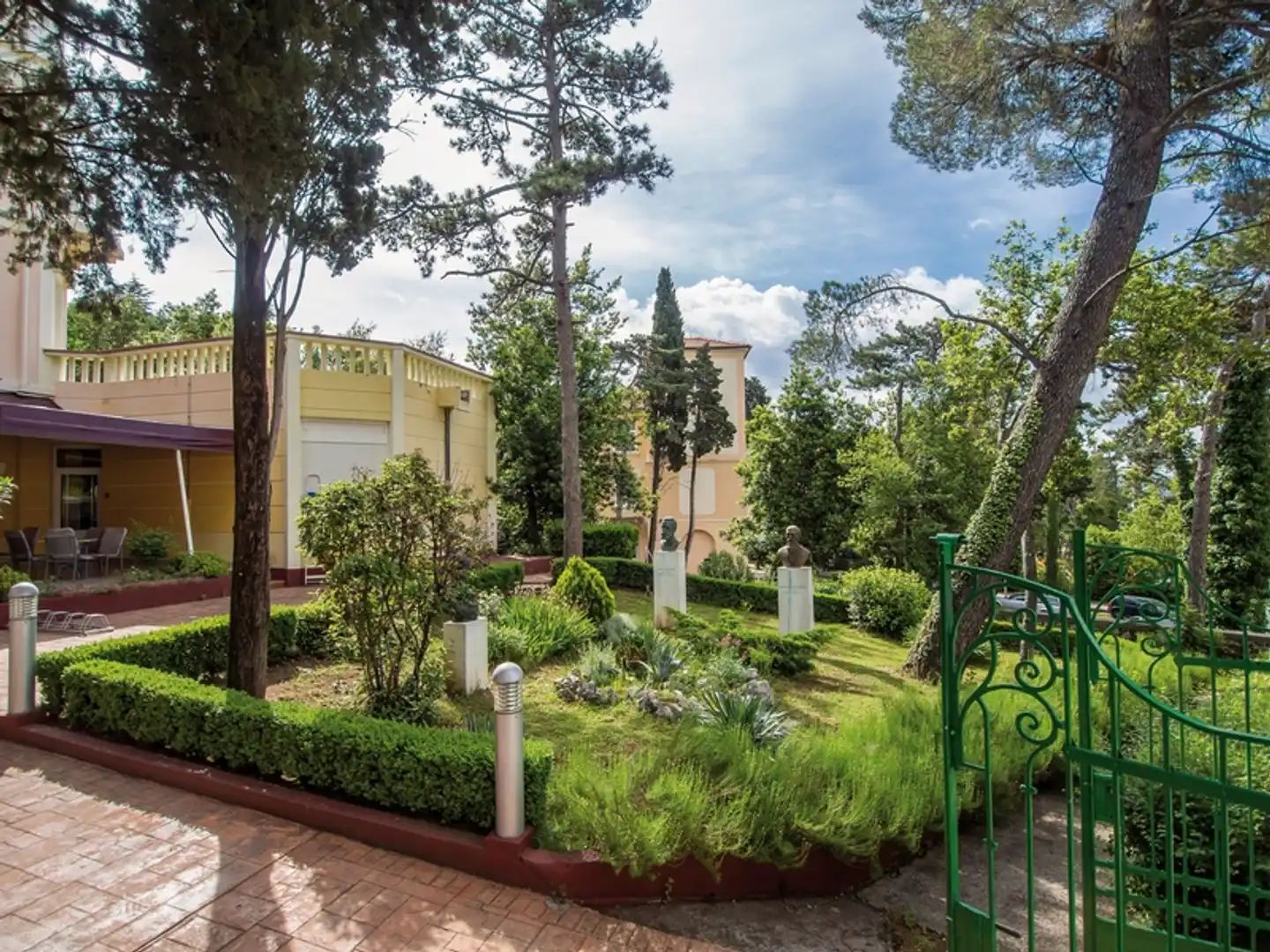 Vila Ruzica Garten