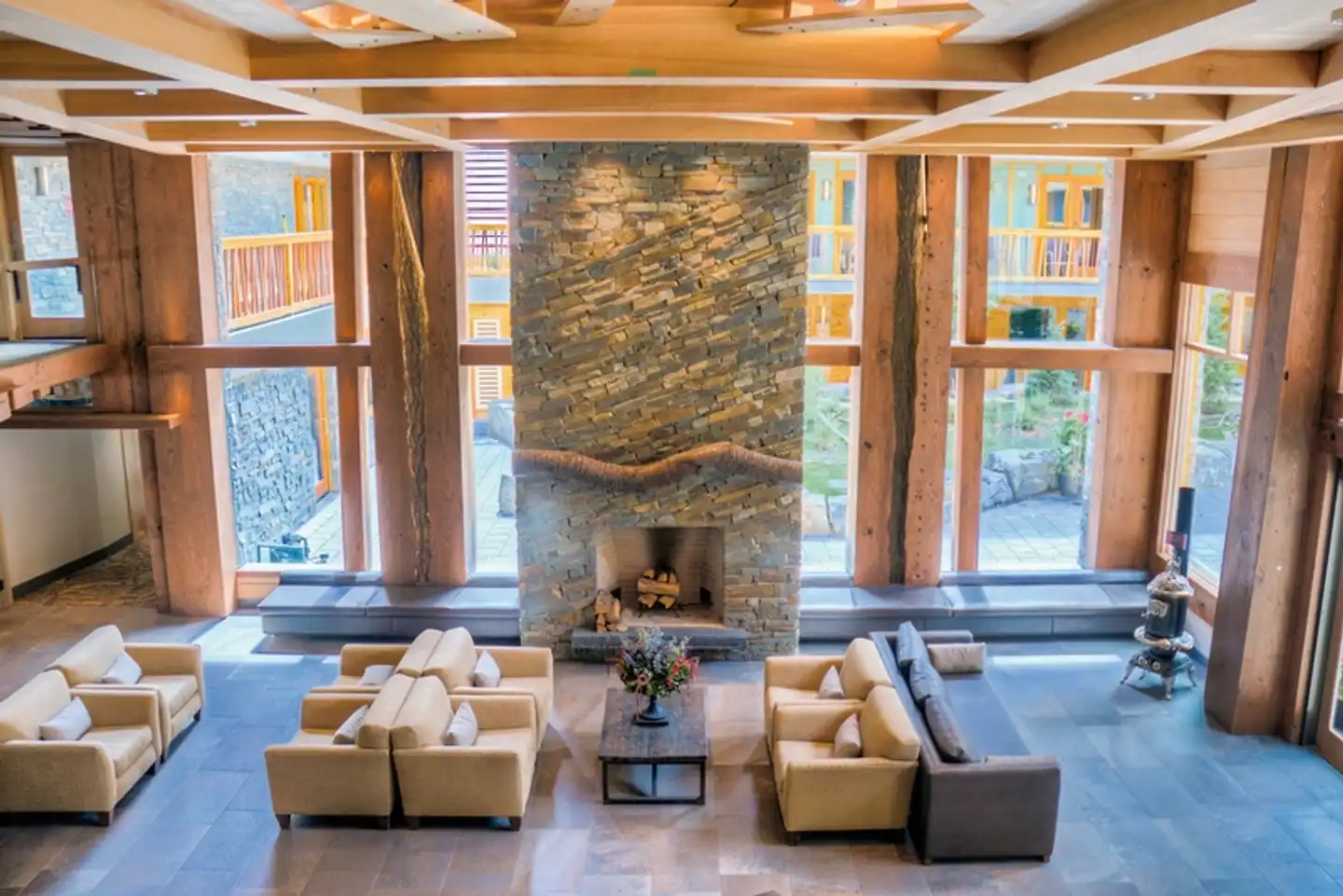 Moose Hotel & Suites Lobby