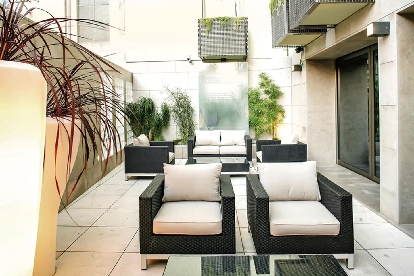Neya Lisboa Lobby