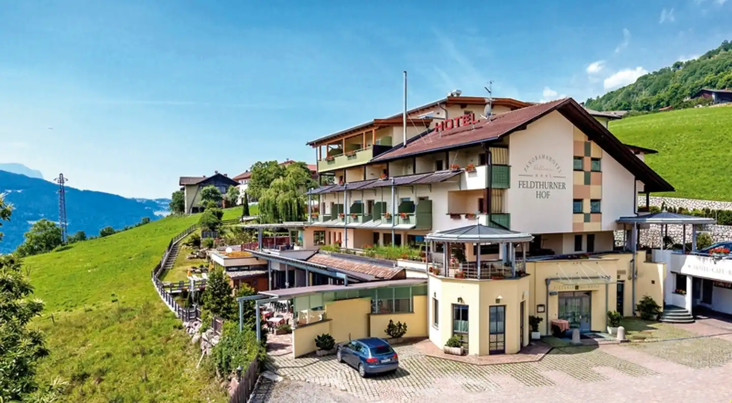Vinumhotel Feldthurnerhof Aussenansicht